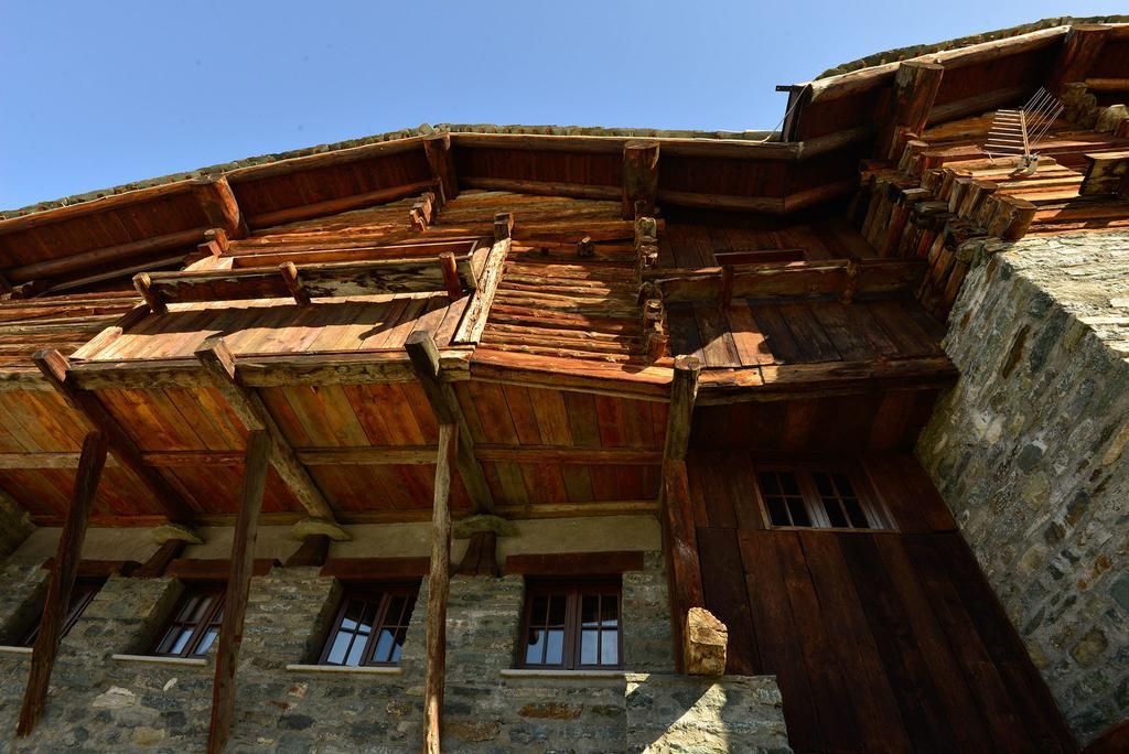 Rifugio Vieux Crest Hotel Champoluc Exterior foto