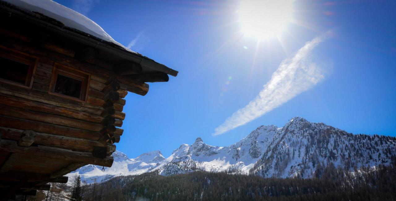 Rifugio Vieux Crest Hotel Champoluc Exterior foto